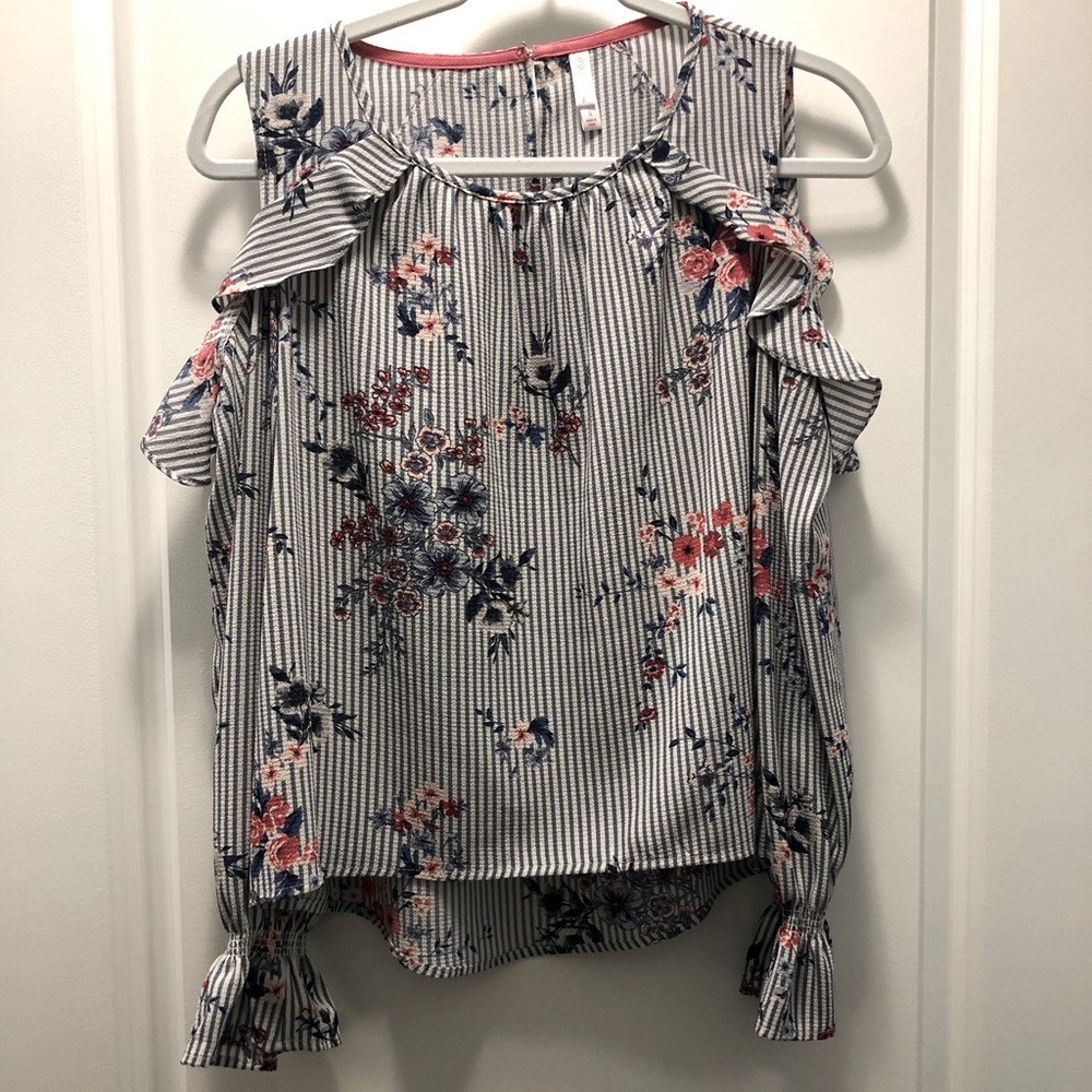 Floral Cold Shoulder Long Sleeve Shirt